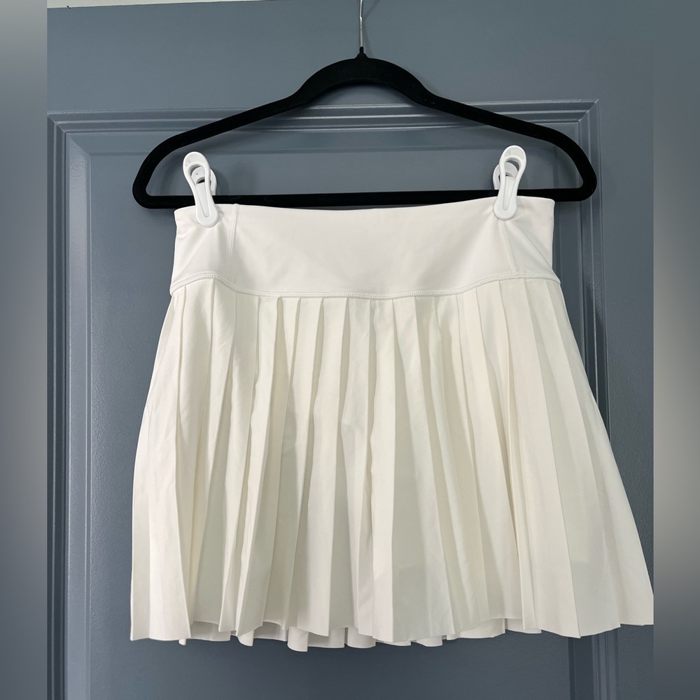 Athleta White Pleated Elevate Skort